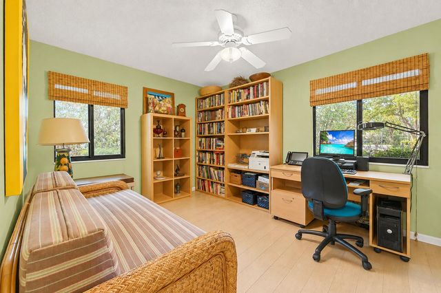 701 NW 25TH Avenue, Delray Beach, FL 33445