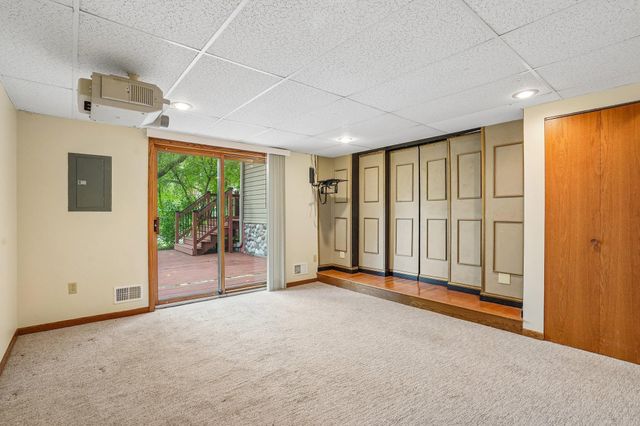 8408 Sheridan Avenue N, Brooklyn Park, MN 55444