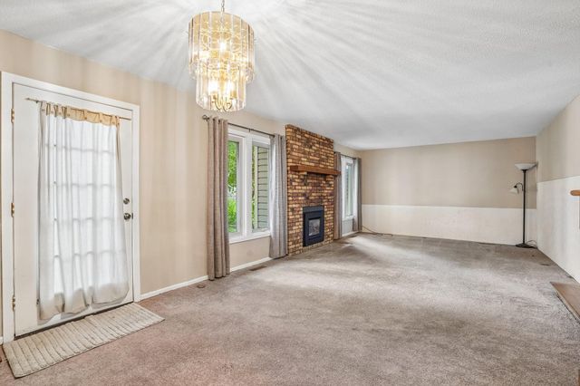 8408 Sheridan Avenue N, Brooklyn Park, MN 55444