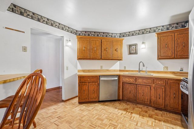 8408 Sheridan Avenue N, Brooklyn Park, MN 55444