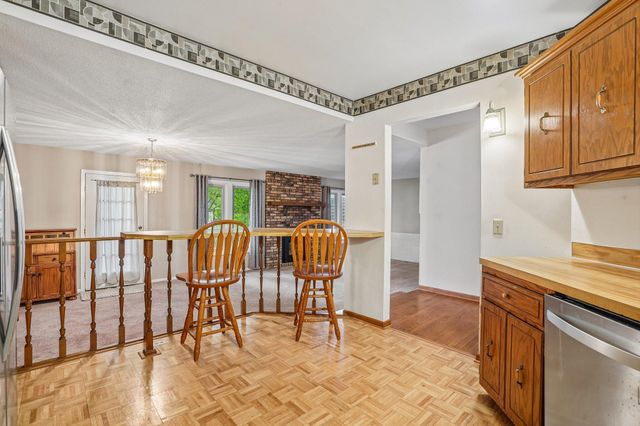 8408 Sheridan Avenue N, Brooklyn Park, MN 55444