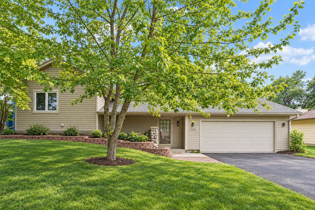 8408 Sheridan Avenue N, Brooklyn Park, MN 55444 — exterior