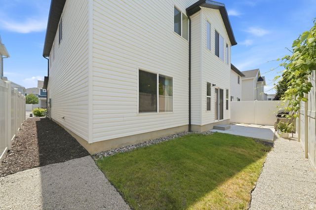 846 W WELLINGTON AVE, North Salt Lake, UT 84054