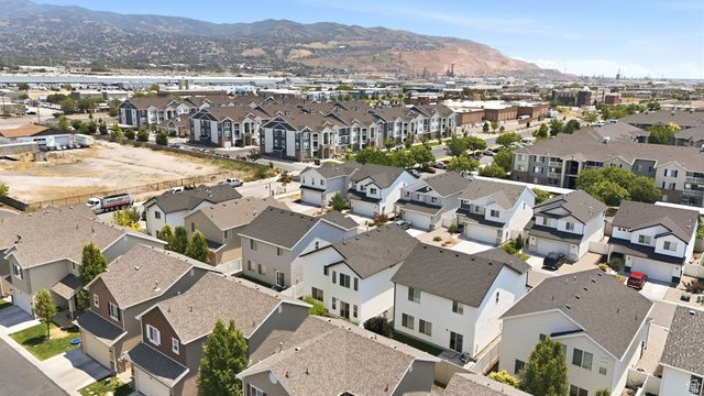 846 W WELLINGTON AVE, North Salt Lake, UT 84054