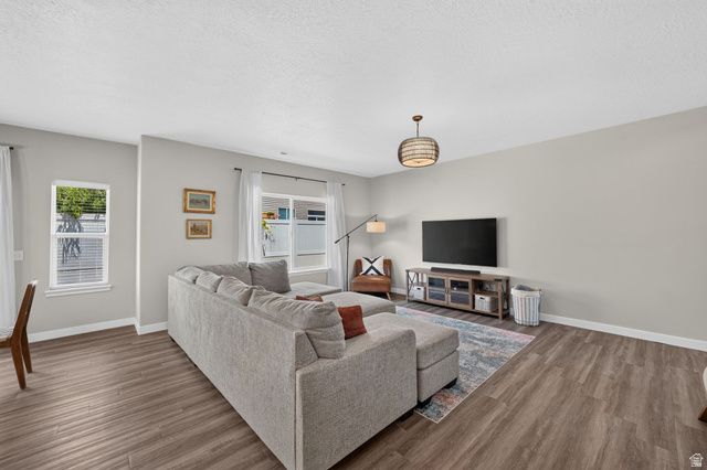 846 W WELLINGTON AVE, North Salt Lake, UT 84054