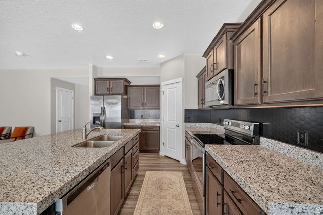 846 W WELLINGTON AVE, North Salt Lake, UT 84054