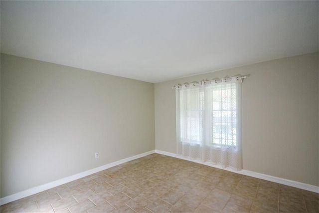 3113 Colonial Way M, Atlanta, GA 30341
