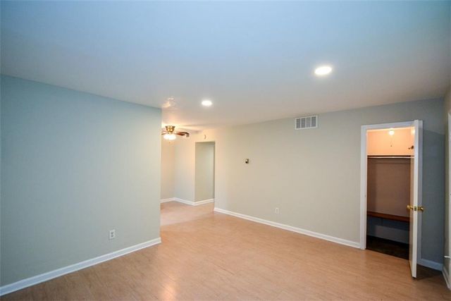 3113 Colonial Way M, Atlanta, GA 30341
