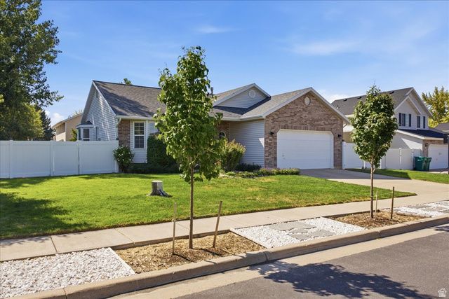2847 W LINDI WAY, Layton, UT 84041