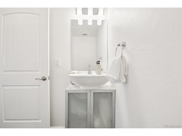 3812 W 24th Ave, Denver, CO 80211