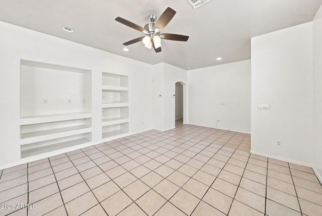12634 W ESTERO Lane W, Litchfield Park, AZ 85340