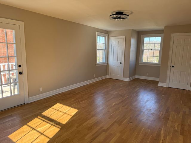 8 Ashmore Drive, Frankfort, KY 40601