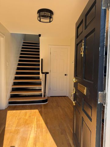 8 Ashmore Drive, Frankfort, KY 40601