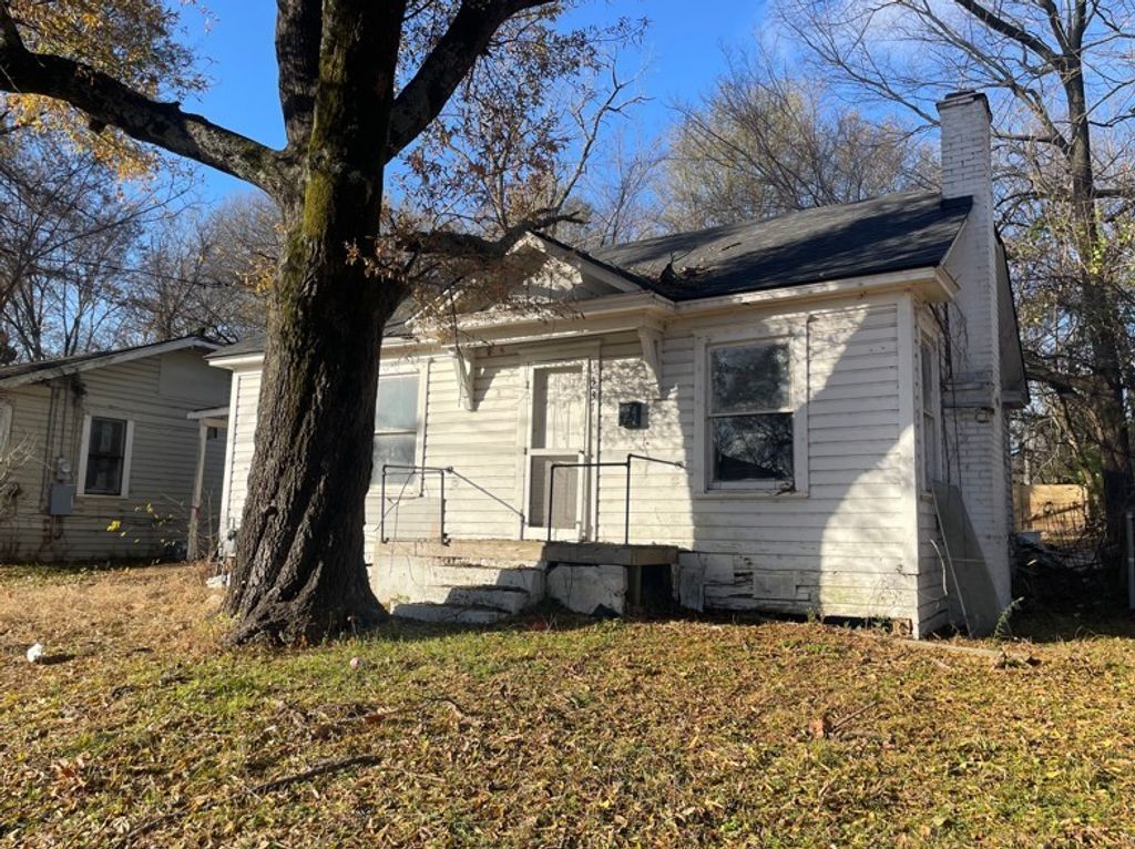 237 13th Street NE, Paris, TX 75460