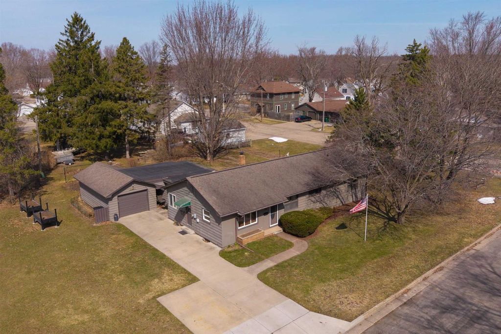 1761 2ND STREET NORTH, Wisconsin Rapids, WI 54494