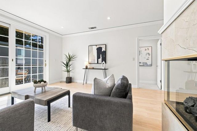 153 N N San Mateo Drive 304, San Mateo, CA 94401