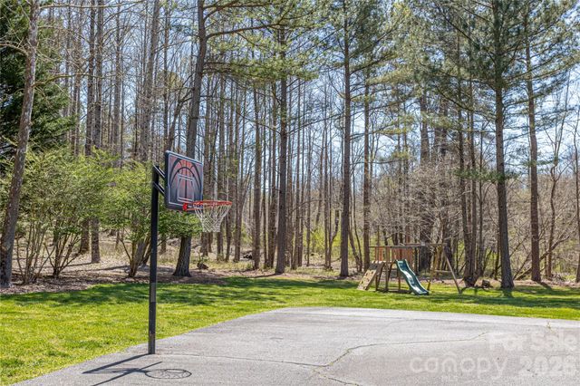 201 Whitestone Circle, Union Mills, NC 28167