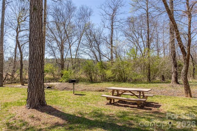 201 Whitestone Circle, Union Mills, NC 28167