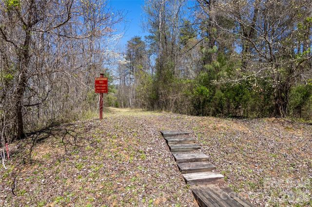 201 Whitestone Circle, Union Mills, NC 28167
