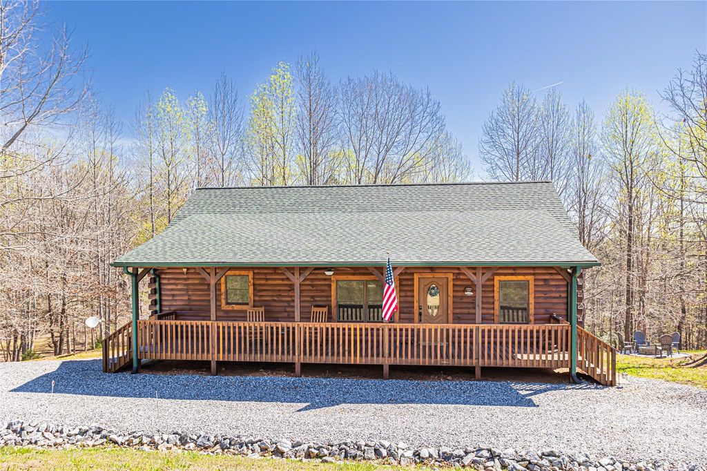 201 Whitestone Circle, Union Mills, NC 28167