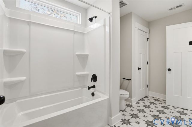 9385 Stingray Point Ct, New Kent, VA 23124