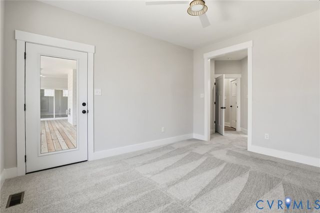 9385 Stingray Point Ct, New Kent, VA 23124