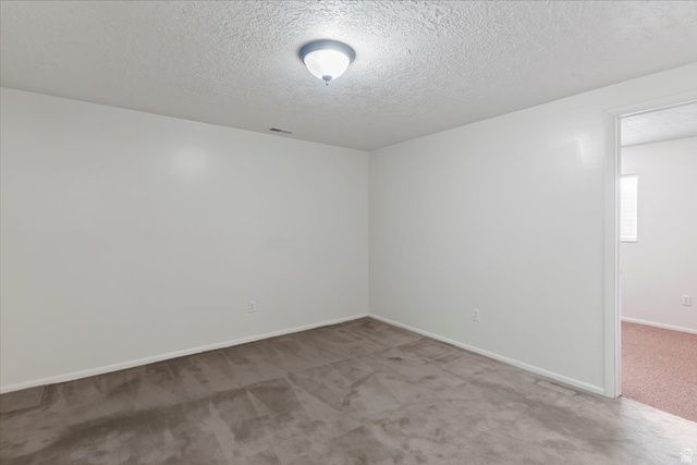 1046 E 5675 S, South Ogden, UT 84405