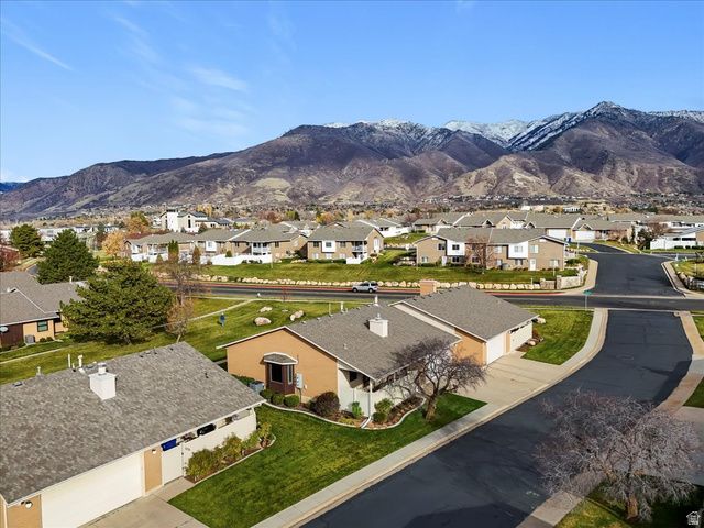 1046 E 5675 S, South Ogden, UT 84405
