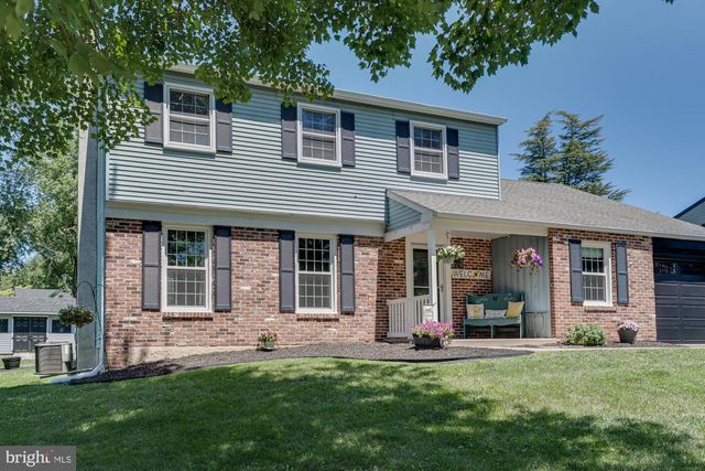 327 LENAPE LN, Chalfont, PA 18914