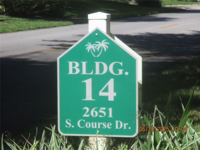 2651 S Course Dr 404, Pompano Beach, FL 33069