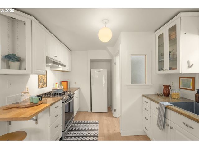 402 Se 31ST Ave, Portland, OR 97214