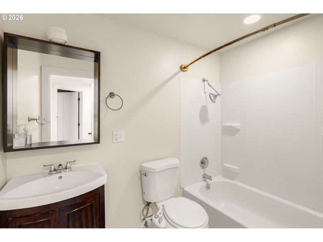 402 Se 31ST Ave, Portland, OR 97214