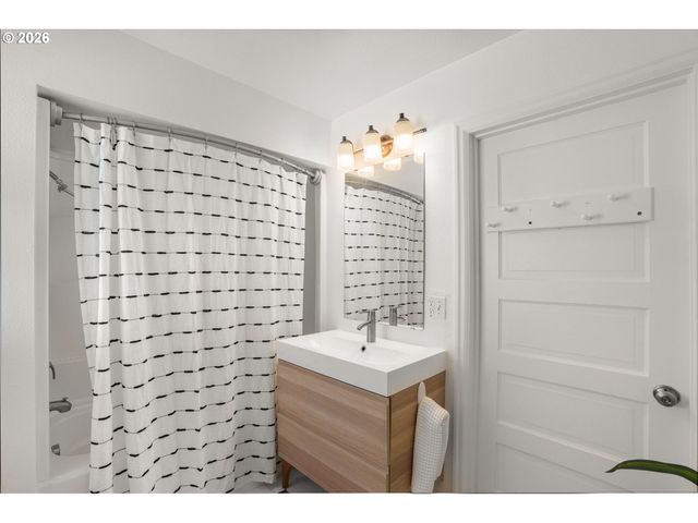 402 Se 31ST Ave, Portland, OR 97214