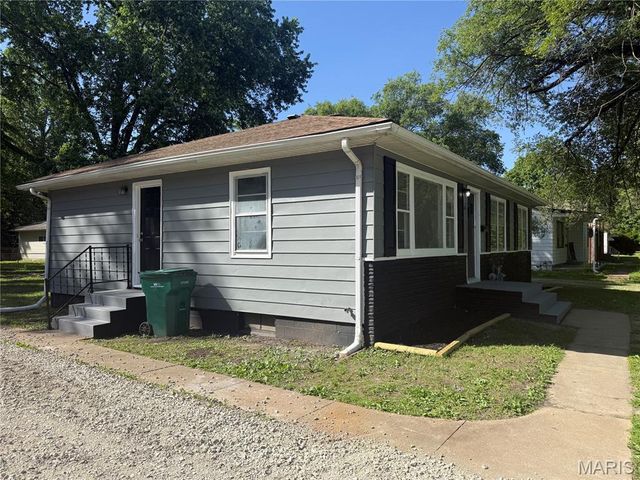 804 Preston Lane, Cahokia, IL 62206