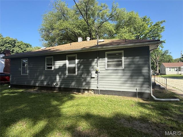804 Preston Lane, Cahokia, IL 62206