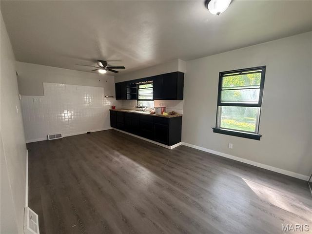 804 Preston Lane, Cahokia, IL 62206