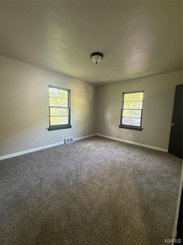 804 Preston Lane, Cahokia, IL 62206