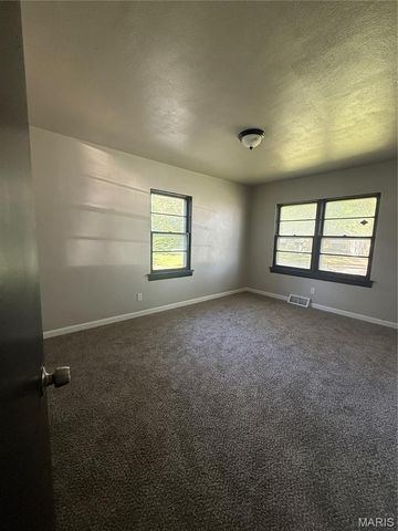804 Preston Lane, Cahokia, IL 62206
