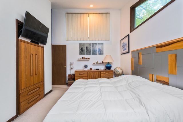 266 ELK LN, Mcgaheysville, VA 22840