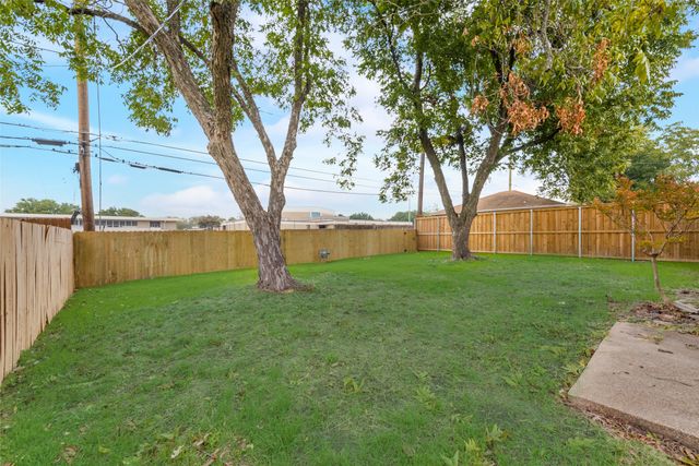 2643 San Medina Avenue, Dallas, TX 75228