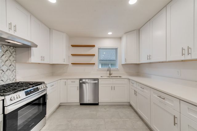 2643 San Medina Avenue, Dallas, TX 75228