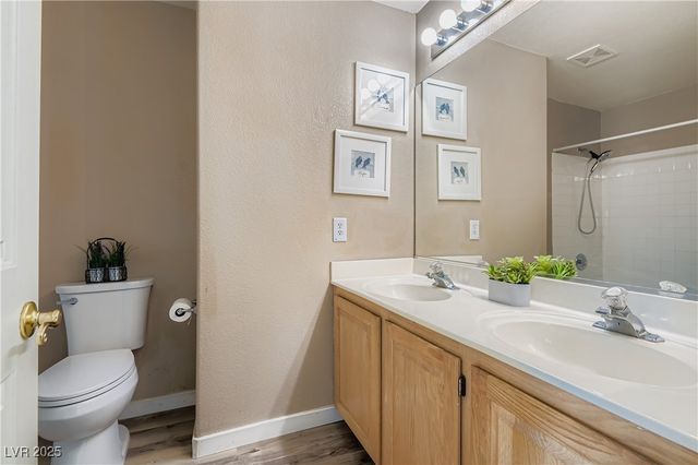 8213 Woodland Prairie Avenue, Las Vegas, NV 89129