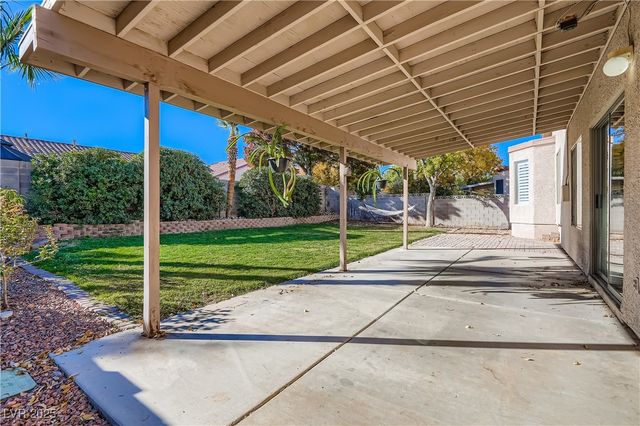 8213 Woodland Prairie Avenue, Las Vegas, NV 89129