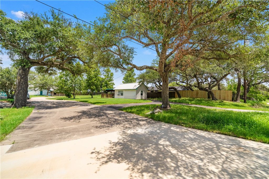 4931 Fm 1781, Rockport, TX 78382 — photo 2