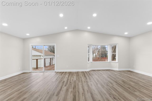 3832 Grindley Park Street, Dearborn, MI 48124