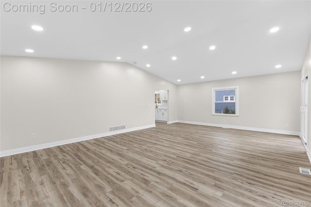 3832 Grindley Park Street, Dearborn, MI 48124