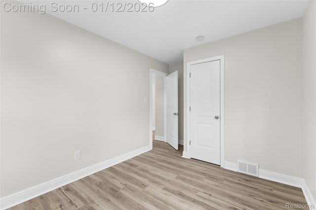 3832 Grindley Park Street, Dearborn, MI 48124