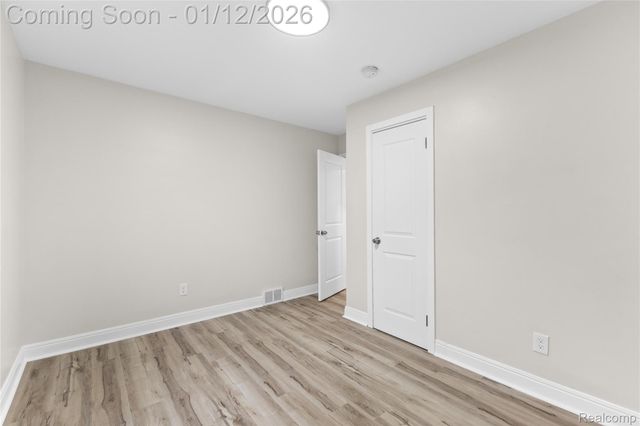 3832 Grindley Park Street, Dearborn, MI 48124