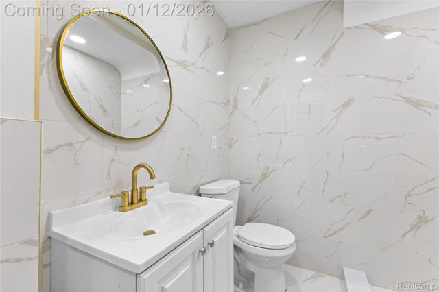 3832 Grindley Park Street, Dearborn, MI 48124