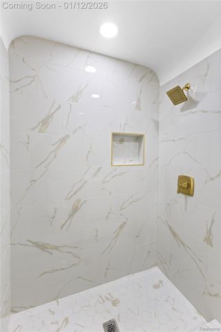 3832 Grindley Park Street, Dearborn, MI 48124